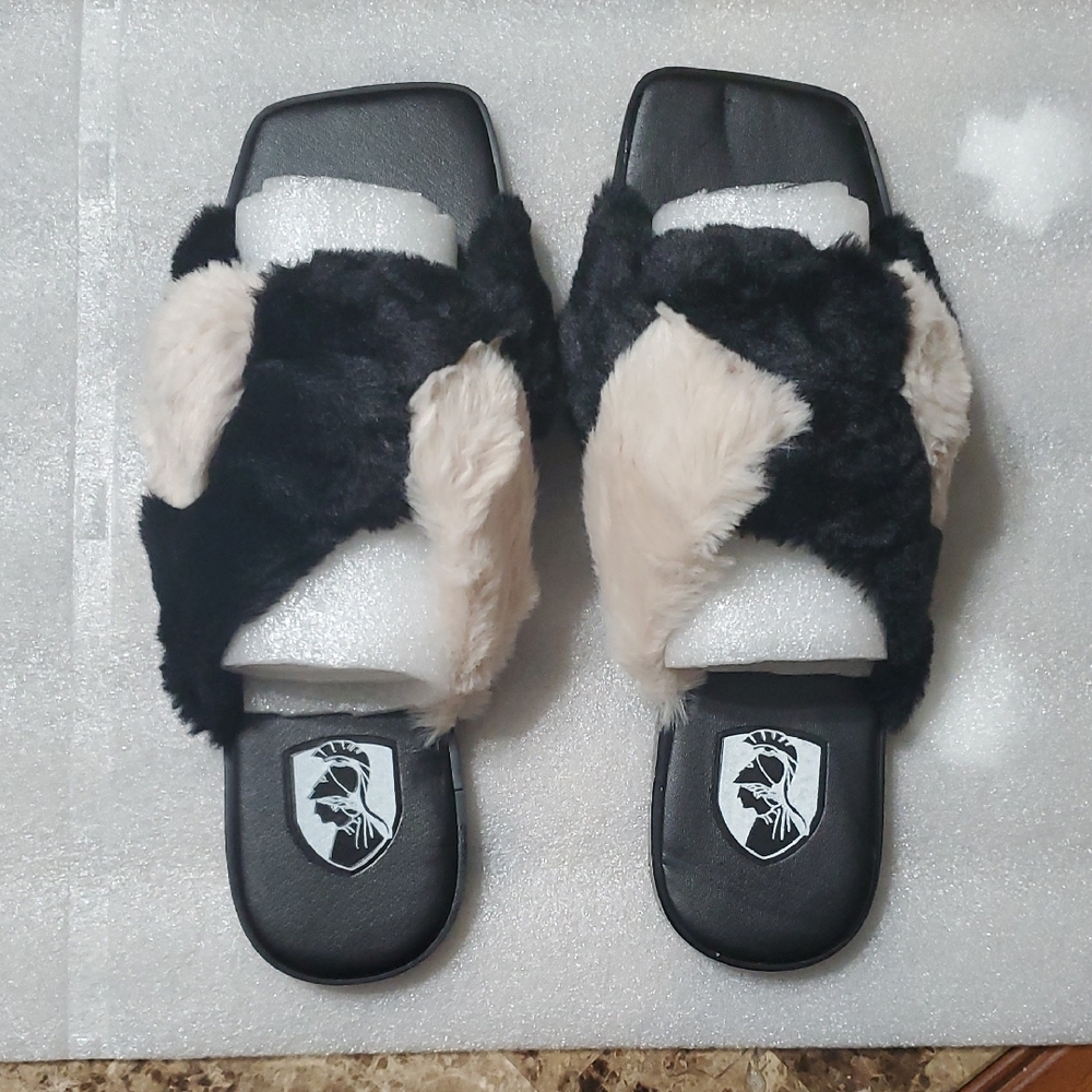 Vinienne Hu NY Color Block Black and Cream Fur Slippers